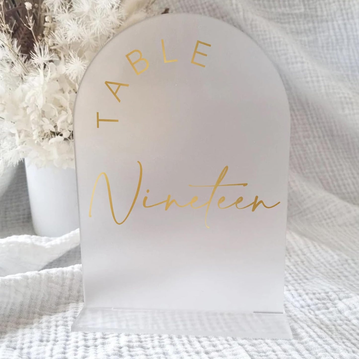 JINMURY Frosted Arch Wedding Table Numbers 1-10 with Stands, 5x7 Inch Acrylic Arch Sign with Golden Lettering, Frosted Acrylic Table Numbers for Wedding Reception