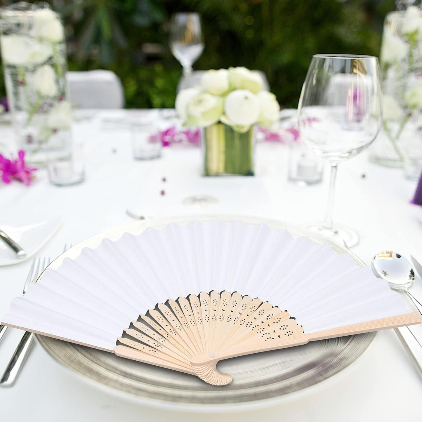 MCEAST 60 Pieces Wedding Handheld Paper Fans White Bamboo Folding Paper Fans with 60 Organza Bags Foldable Cool Wedding Favors Wedding Fans for Guests Party Favors DIY Decoration