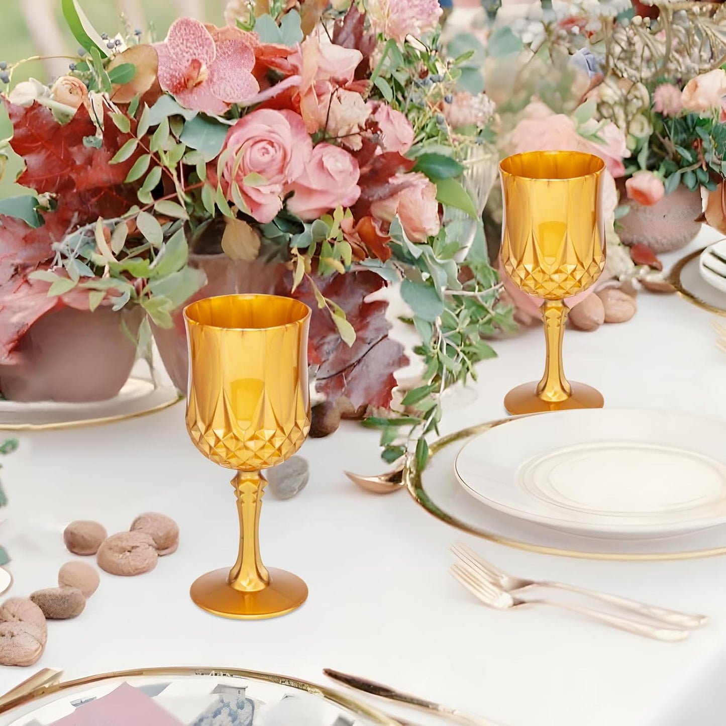 JLYLOL Plastic Vintage Wine Glasses 7OZ Plastic Goblets Vintage Drinking Glasses 12PCS Retro Wedding Glassware Water Goblets Reusable Drinking Cups for Party,Reception,Celebration,Bar,Whiskey(Amber)