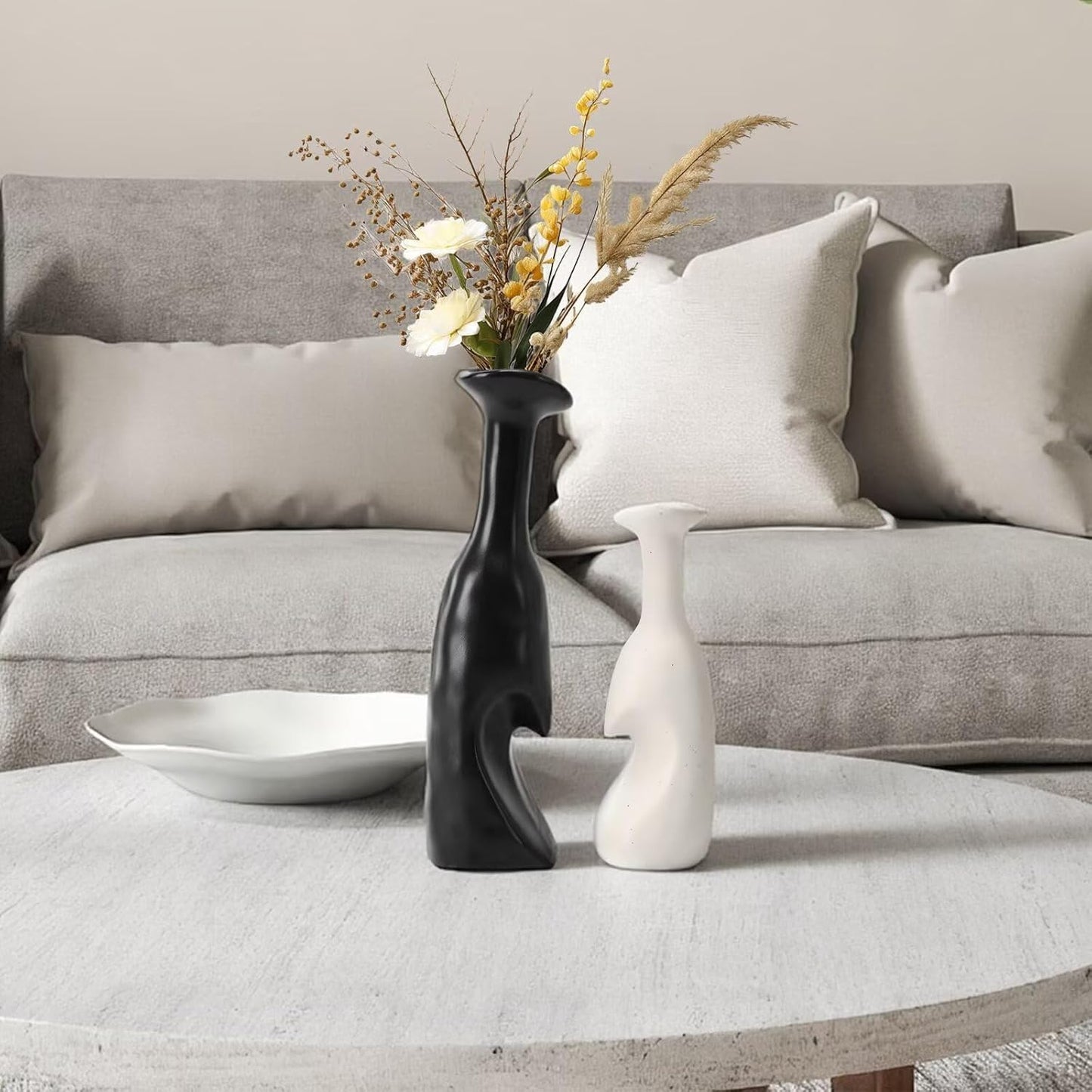 Heart Shaped Small Ceramic Vases Set of 2 Home Decor Boho Vase Modern Matte Flower Vase Minimalist Decorative Vase for Wedding Gift Dining Coffee Table Book Shelf Office Décor