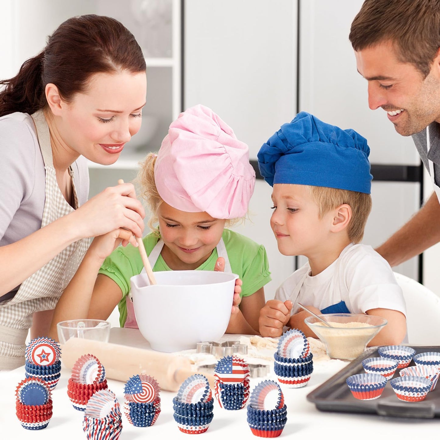 COcnny American Flag Cupcake Liners - 600pcs Patriotic Mini Baking Cups Muffin Paper Case Cupcake Wrappers for Memorial Day, July 4th Cake Chocolate Candy Wrap Supplies for Independence Day(10 Styles)