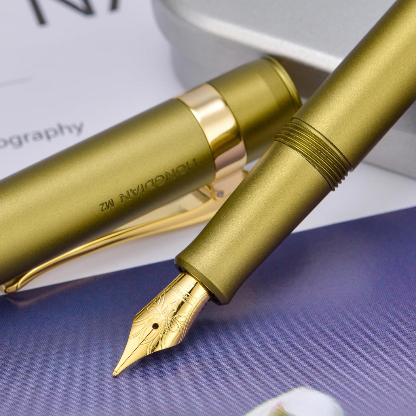 HONG DIAN M2 Black Forest Mini Fountain Pen, Extra Fine Soft Nib & Sleek Shape Aluminium Short Pocket Travel Pen (Olive Green)