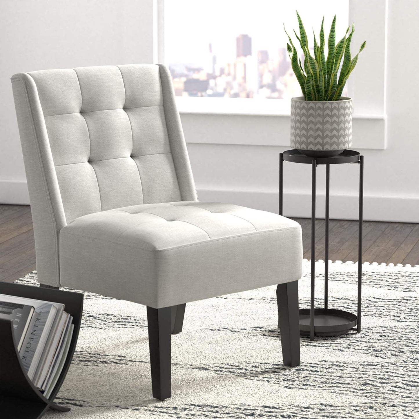 Amazon Basics Two-Tier Metal Metal Round Plant Stand, Black