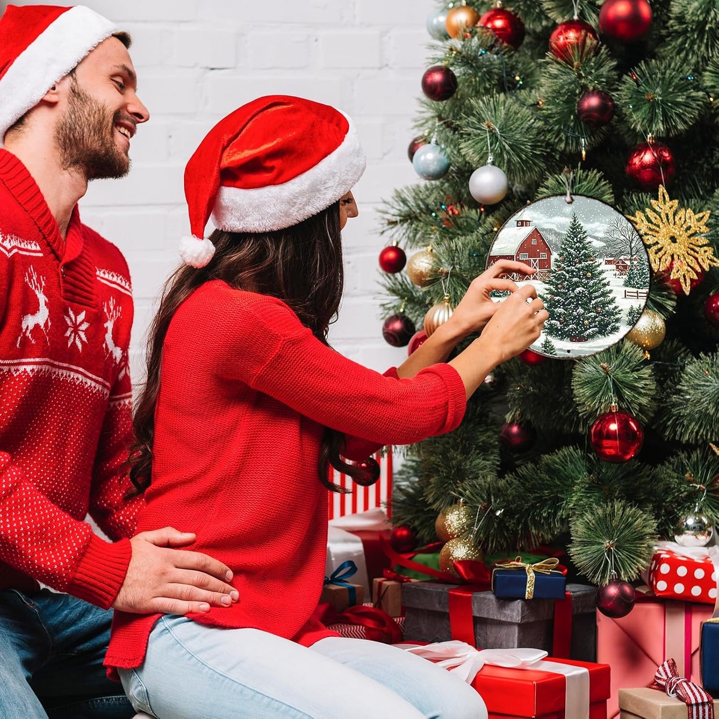 Round Christmas Trees Barn Metal Tin Sign Christmas Vintage Tin Sign for Kitchen Cafe Bar Farmhouse Home Wall Decor Art Winter Decoration 8 * 8 in