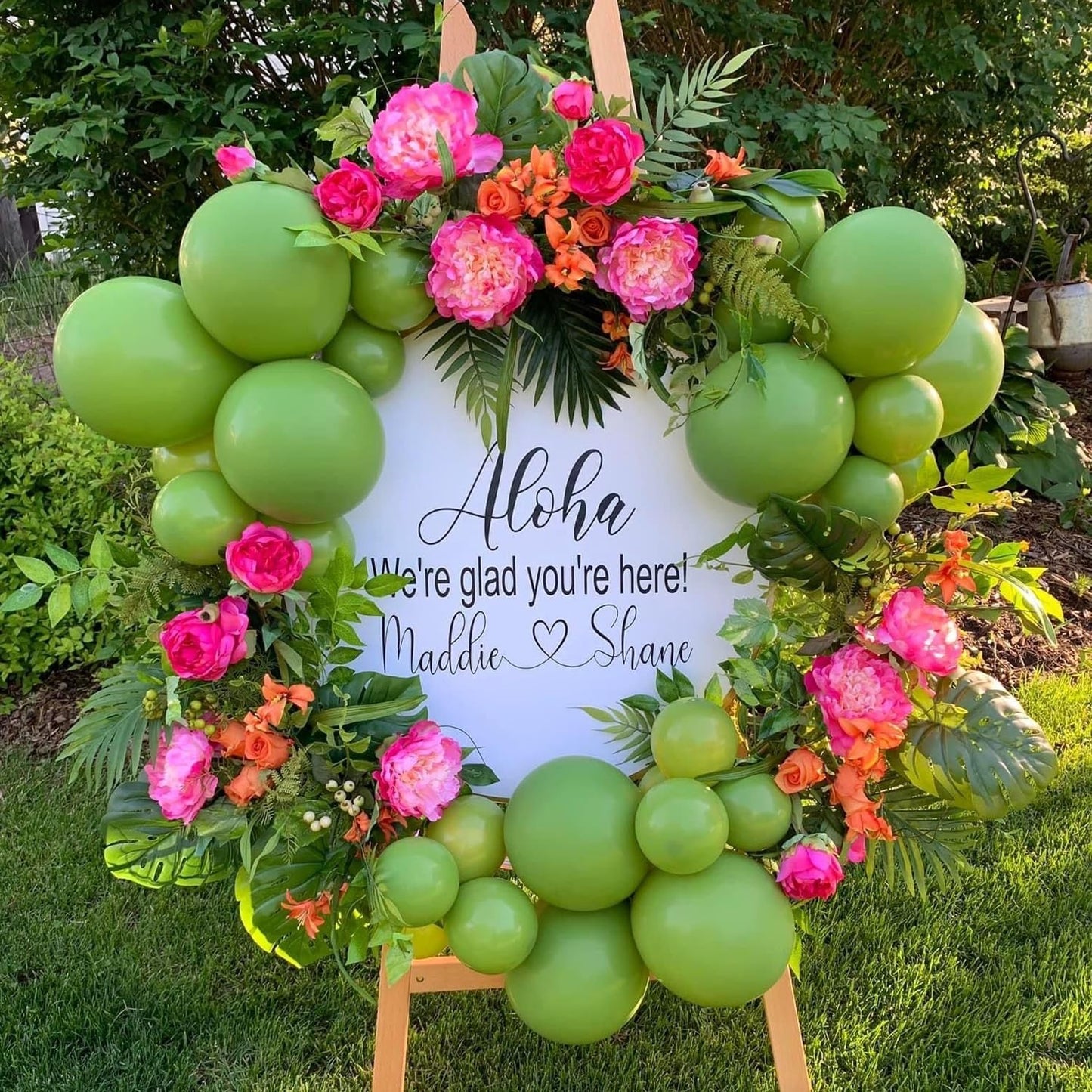 110pcs Sage Green Balloons 12 Inch Green Latex Balloon Garland Arch Kit for Birthday Baby Shower Anniversary Graduation Wedding Party Decorations