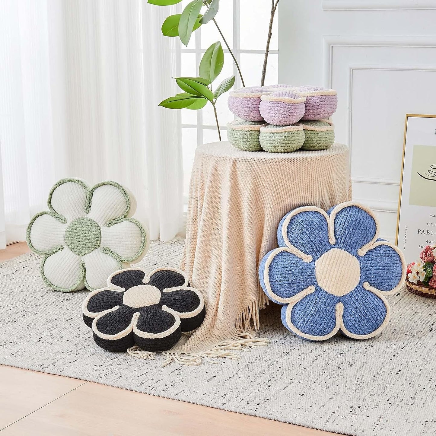 Flower Pillow, Soft Flower Decorative Throw Pillow, Cute Daisy Flower Shaped Seating Floor Cushion Room Décor Plush Pillows for Sofa Couch Bed (13.7 Inch, Lavender)