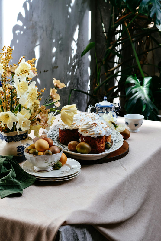 Hosting Your First Spring Gathering: Step-by-Step 🌷🏡