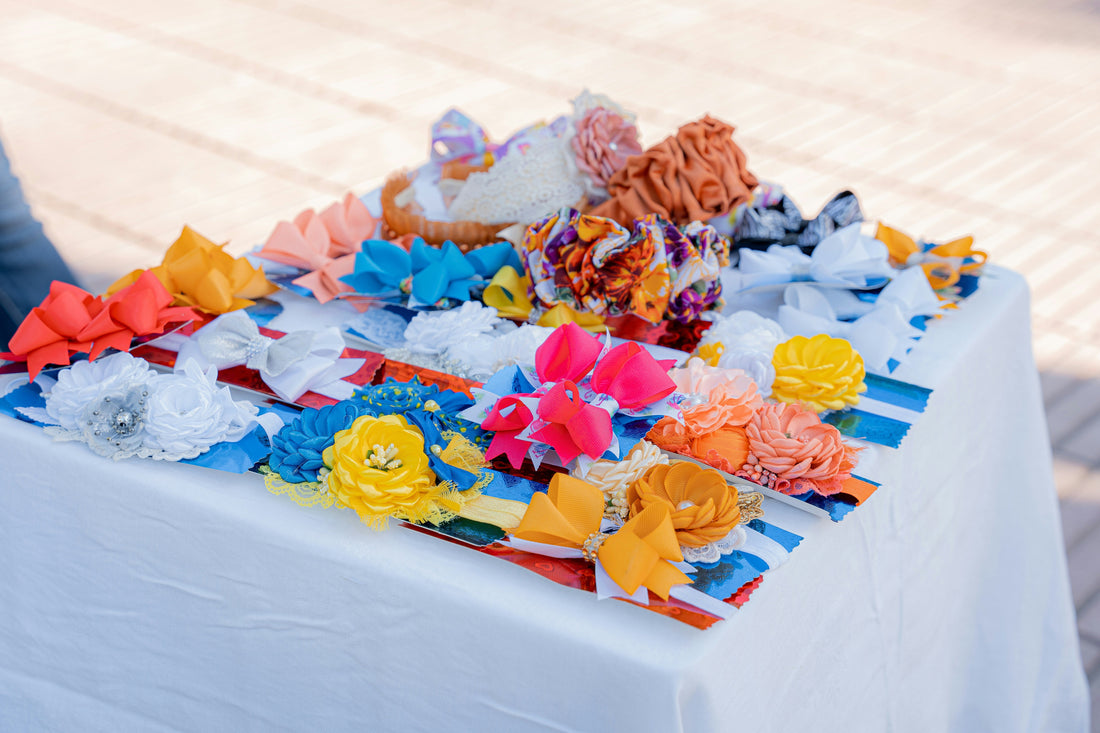 How to Style Gift Tables So They Feel Thoughtful (Not Crowded)