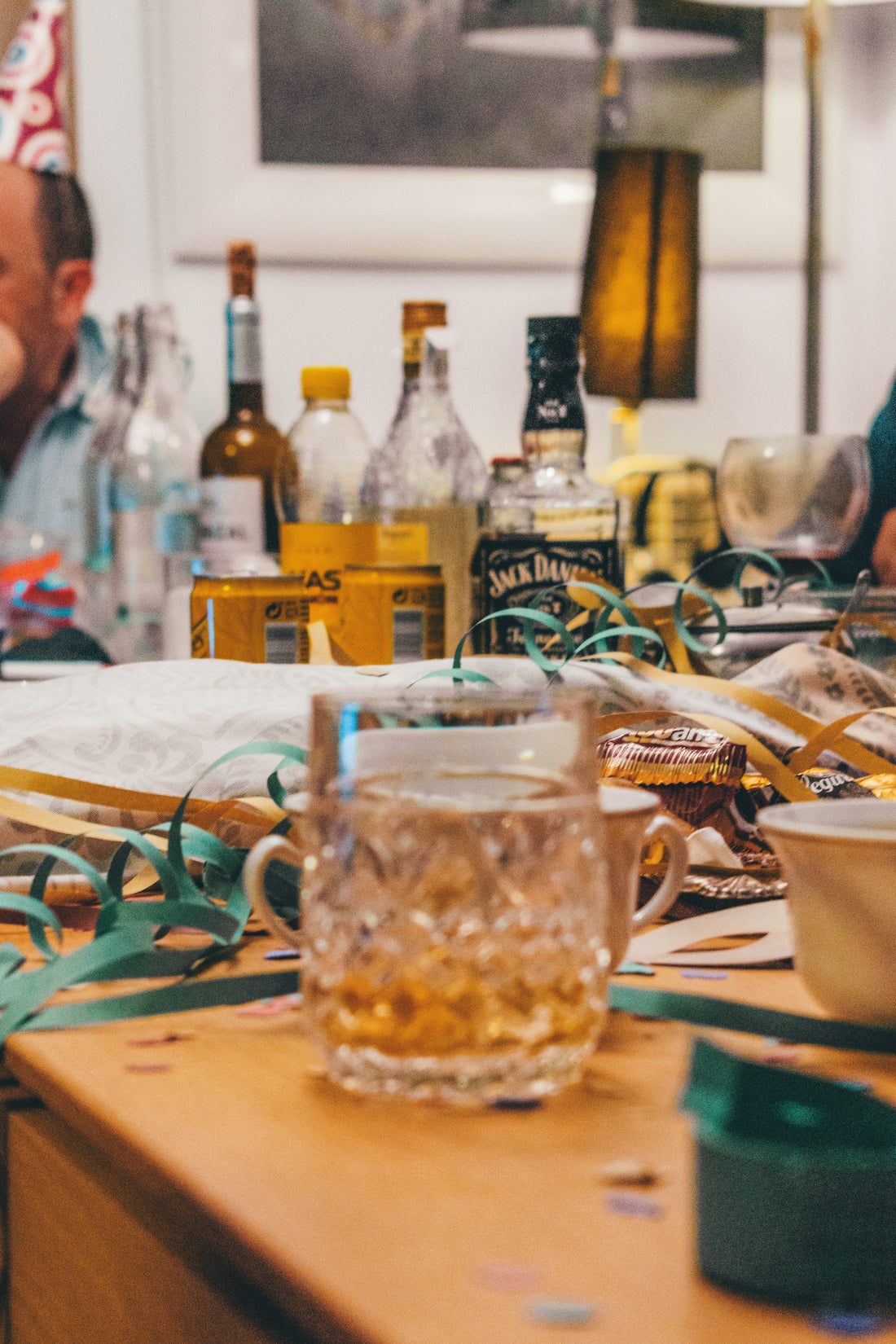 How to Host a Budget-Friendly Party That Looks Expensive