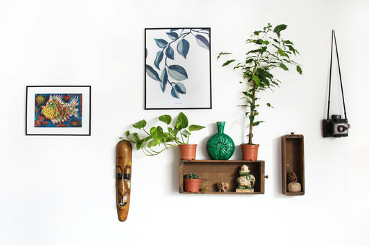Why Solid Wood Picture Frames Never Go Out of Style