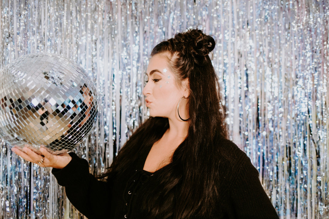 How to Host the Perfect Disco Theme Party
