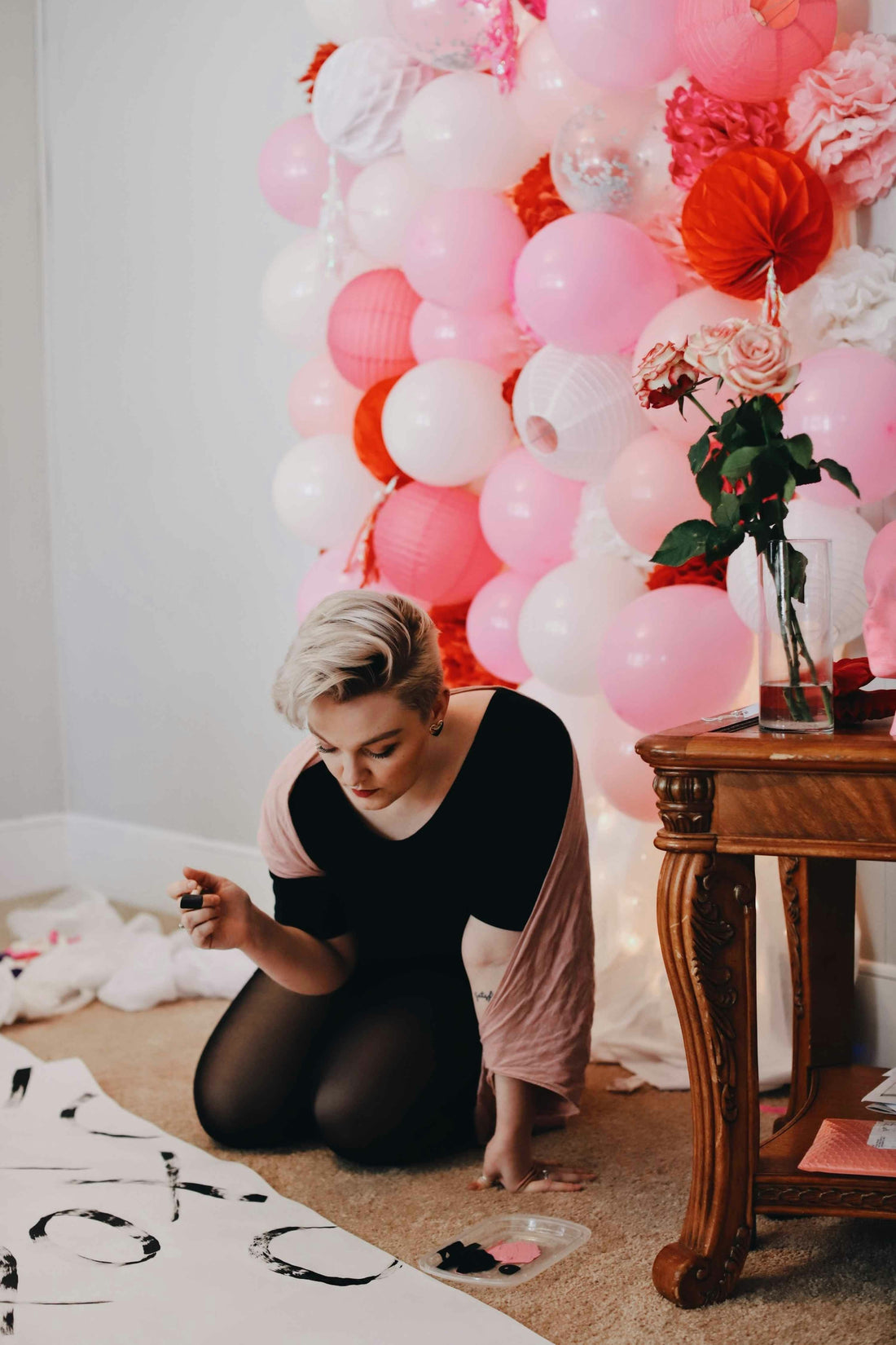 How to Match Balloon Colors With Party Themes