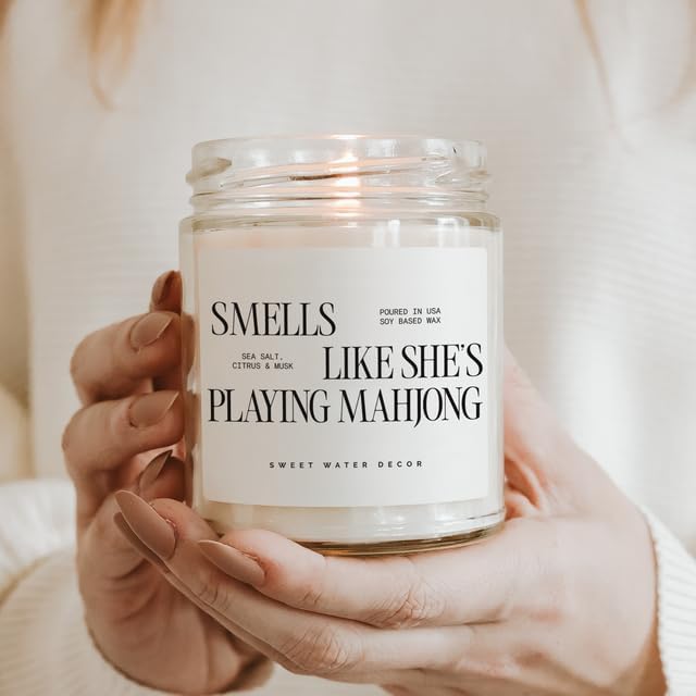 Sweet Water Decor Smells Like She’s Playing Mahjong Candle, Funny Mahjong Gift for Women, 9oz Candle with Gold Lid, Sea Salt Citrus Musk Amber Scent, Non-Toxic Soy Wax, Unique Game Night Gift Idea