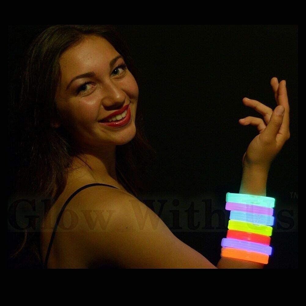 25 Pk 9" Green Triple-Wide Glow Wristbands