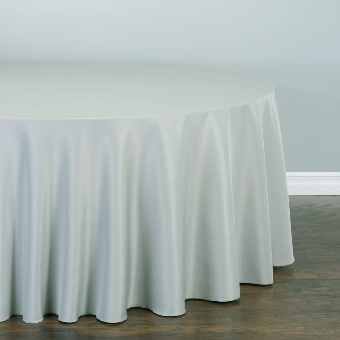 LinenTablecloth 132-Inch Round Polyester Tablecloth Silver
