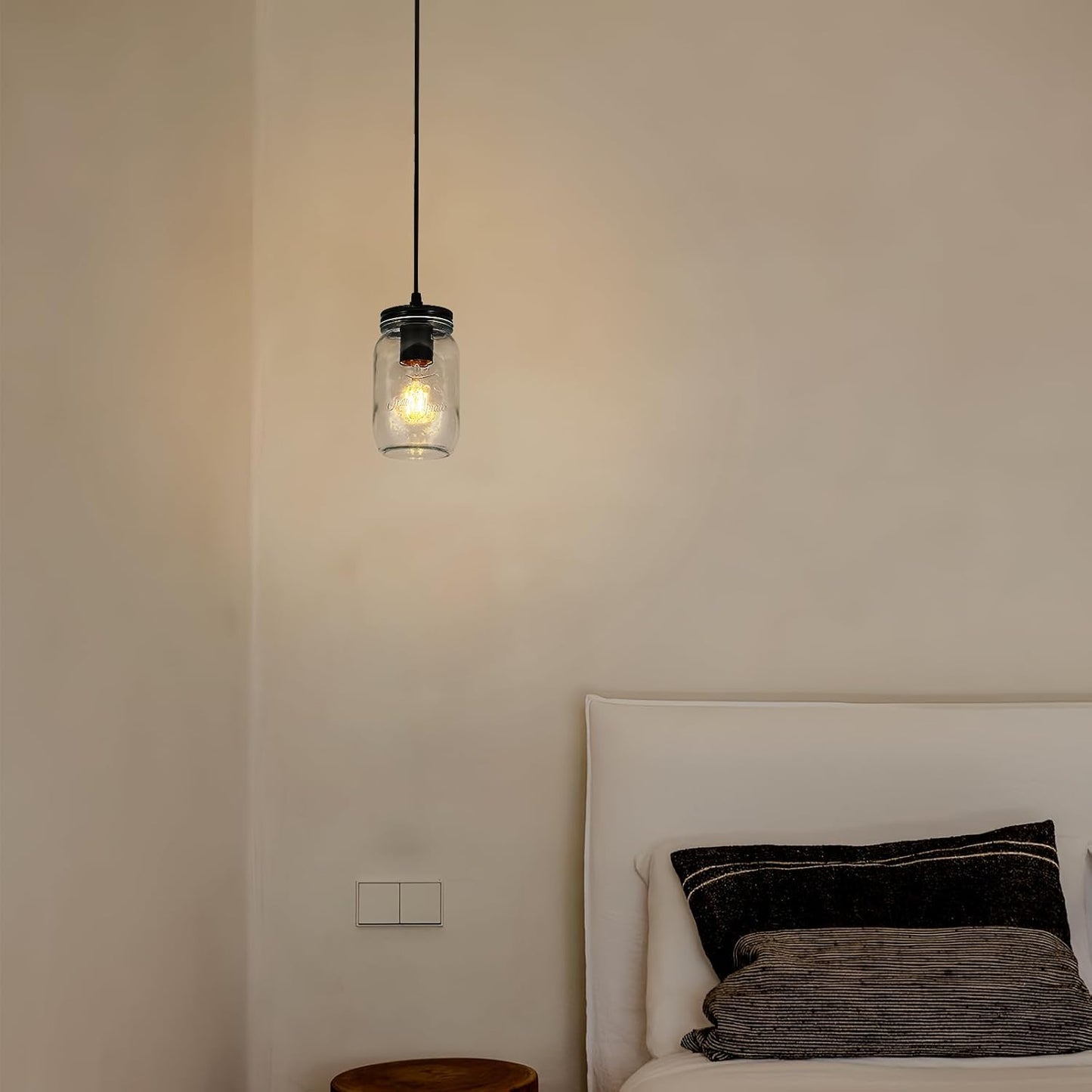 Glass Pendant Lights Kitchen Island, 1-Light Black Pendant Light Fixtures with Mason Jar Clear Glass Shade, Farmhouse Hanging Light for Kitchen Sink Dining Room Bedroom Hallway