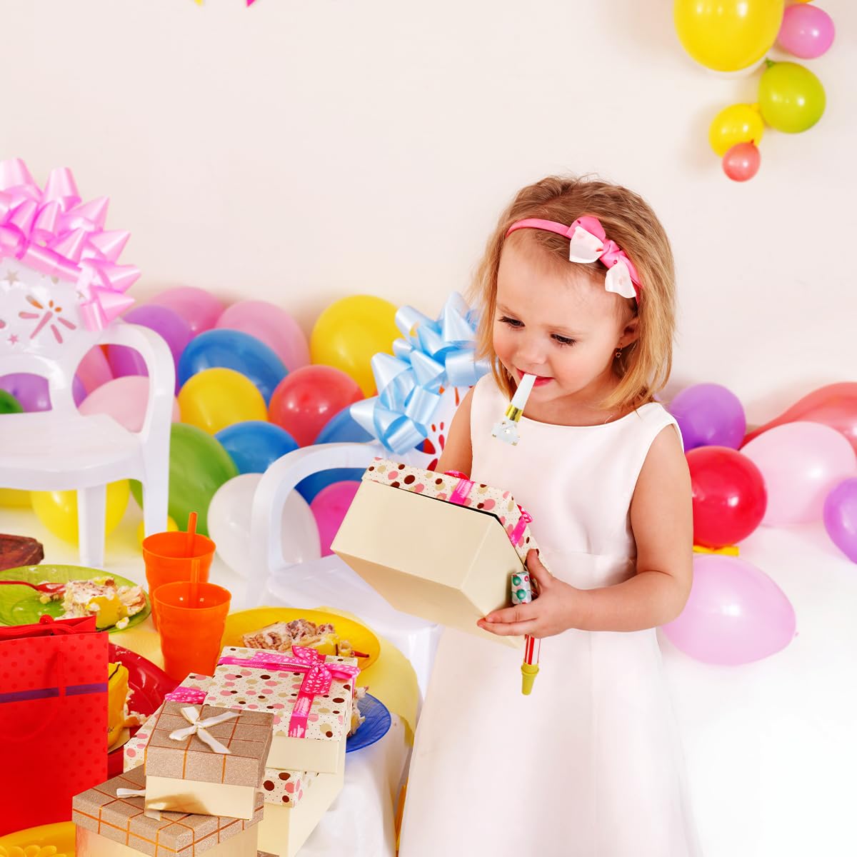 Toyvian Party Whistles, 30Pcs Colorful Blowout Noisemakers
