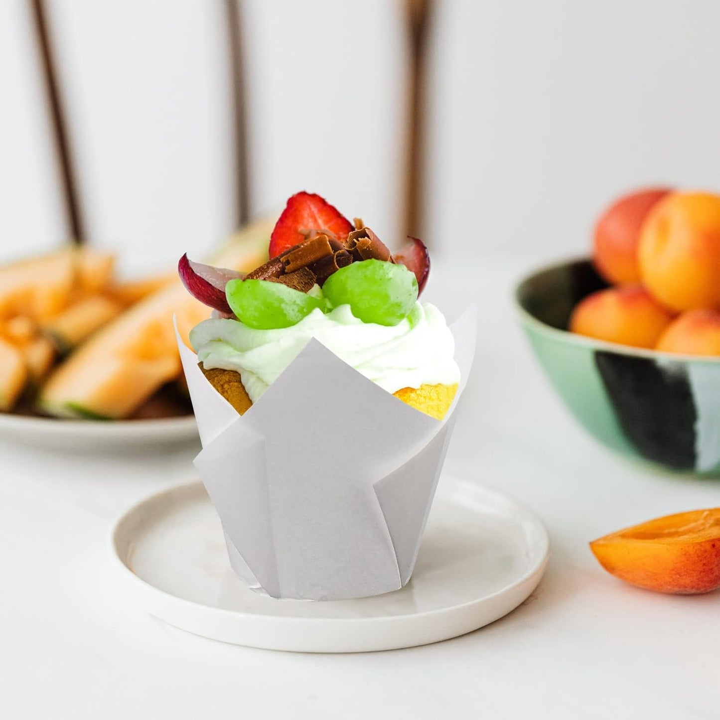 200pcs Tulip Cupcake Liners, Standard Greaseproof Paper Baking Cups Muffin Liners Holders Perfect for Bridal Showers, Baby Showers, Birthday Parties, Banquets, and Catering Events (White)