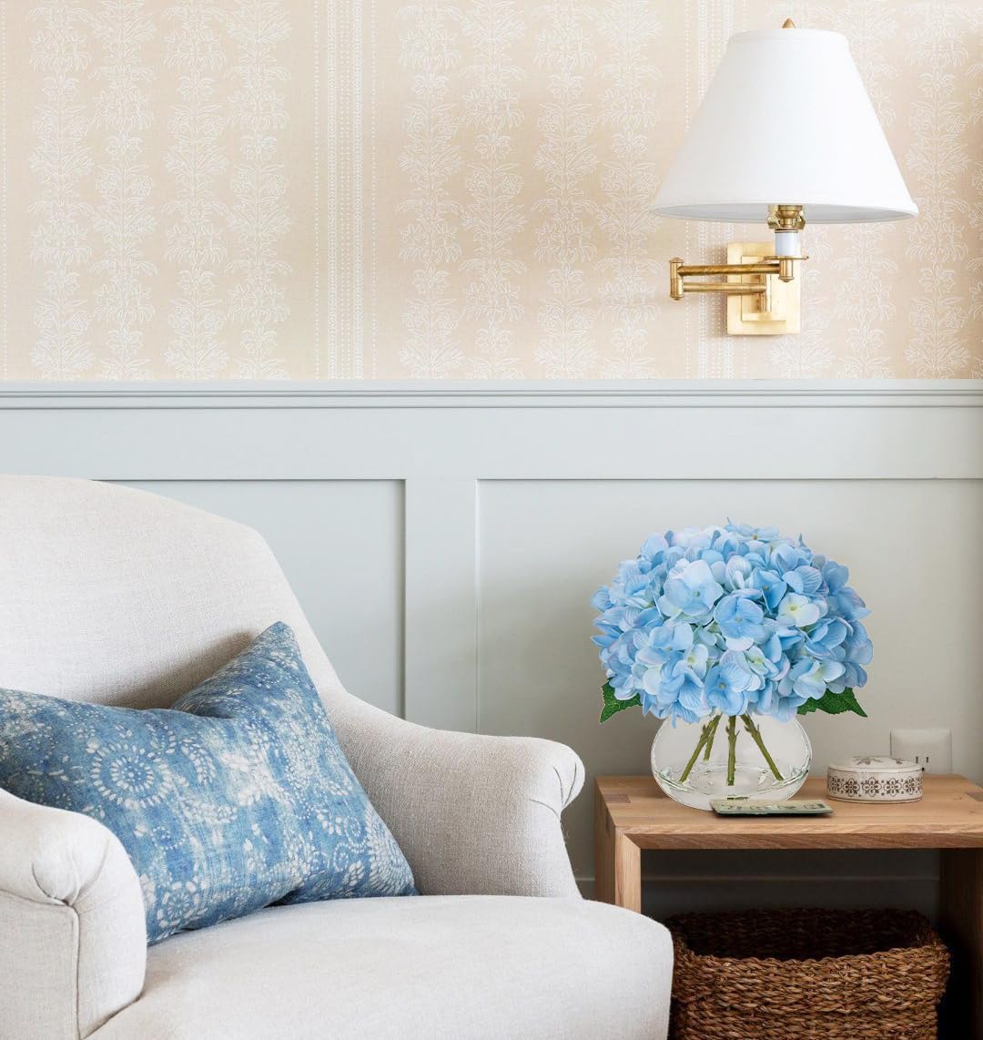 Hollyone Hydrangea Artificial Flowers with Vase Blue Silk Fake Flowers Arrangements in Glass Vase with Faux Water Faux Floral Bulk Bouquet for Home Decor Bathroom Table Centerpiece Shelf Decorations