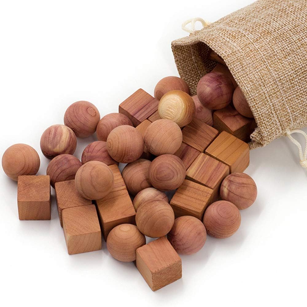 Lucky Monet 25/50/100PCS Burlap Gift Bags Wedding Hessian Jute Bags Linen Jewelry Pouches with Drawstring for Birthday, Party, Wedding Favors, Present, Art and DIY Craft (50Pcs, Coffee, 7” x 9”)