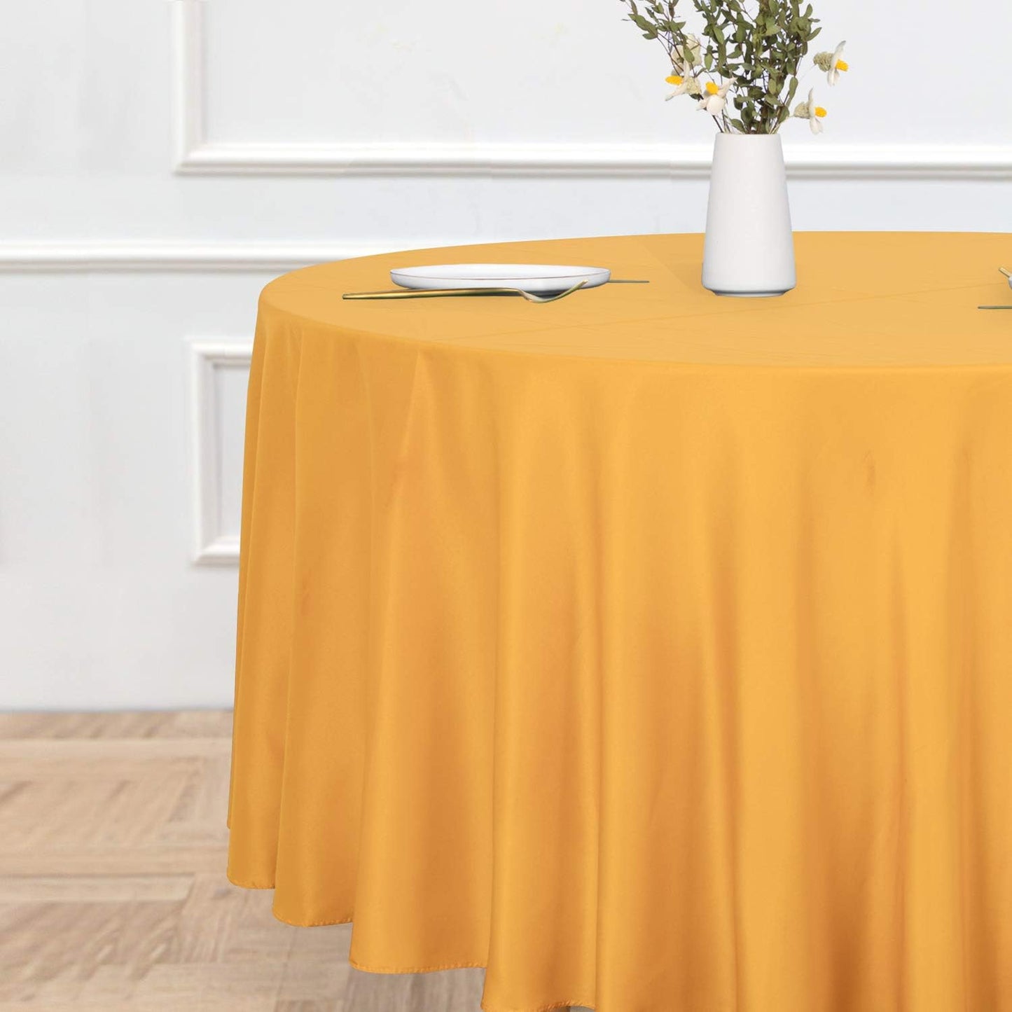 sancua Round Tablecloth - 120 Inch - Water Resistant Spill Proof Washable Polyester Table Cloth Decorative Fabric Table Cover for Dining Tables, Buffet Parties and Camping, Gold