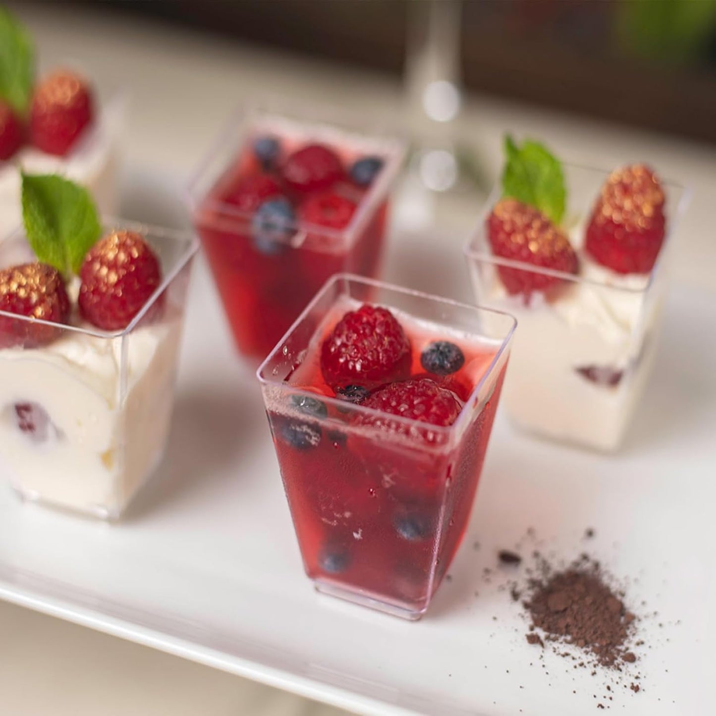 50 Pack 5 oz Plastic Dessert Cups with Lids and Spoons - Clear Yogurt Parfait Cups with Lids - Mini Dessert Shooter Cup with Spoons for Fruit Pudding Mousse Ice Cream Appetizer