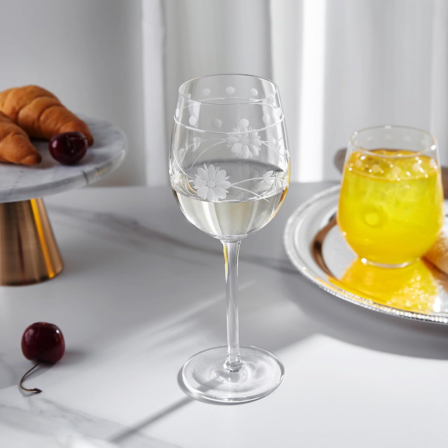 Premium Delight Wine Glasses Set of 4,15 oz – Hand-Blown with Etched Long Stem, Classic Glassware for Weddings, Dinners, and Holiday Gifting (Red Wine Glass)