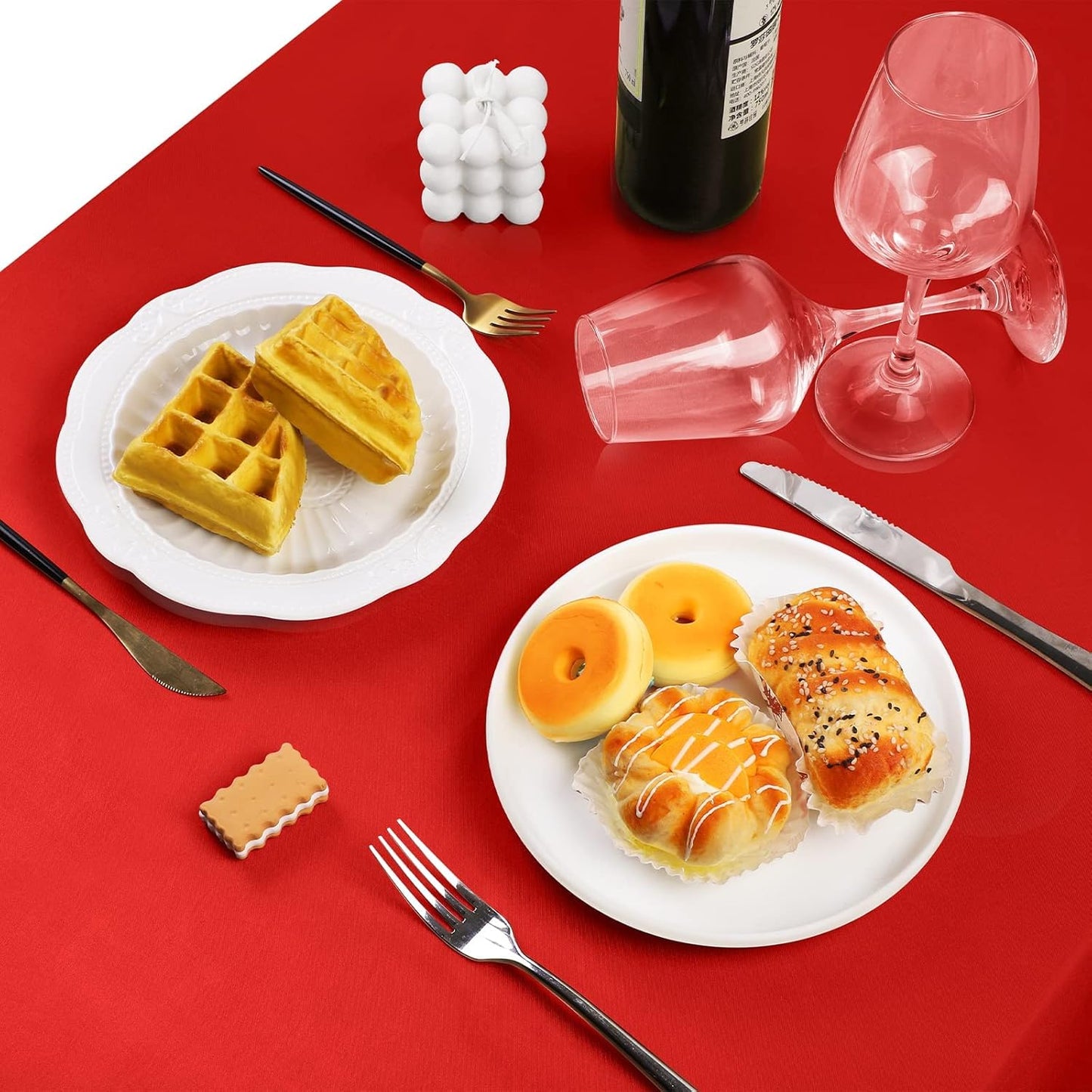 TURSTIN 4 Packs Satin Tablecloth 102 x 58 Inch Overlay Satin Table Cover Rectangle Bright Silk Tablecloth Smooth Fabric Table Decoration for Wedding Banquet Party Events, Red