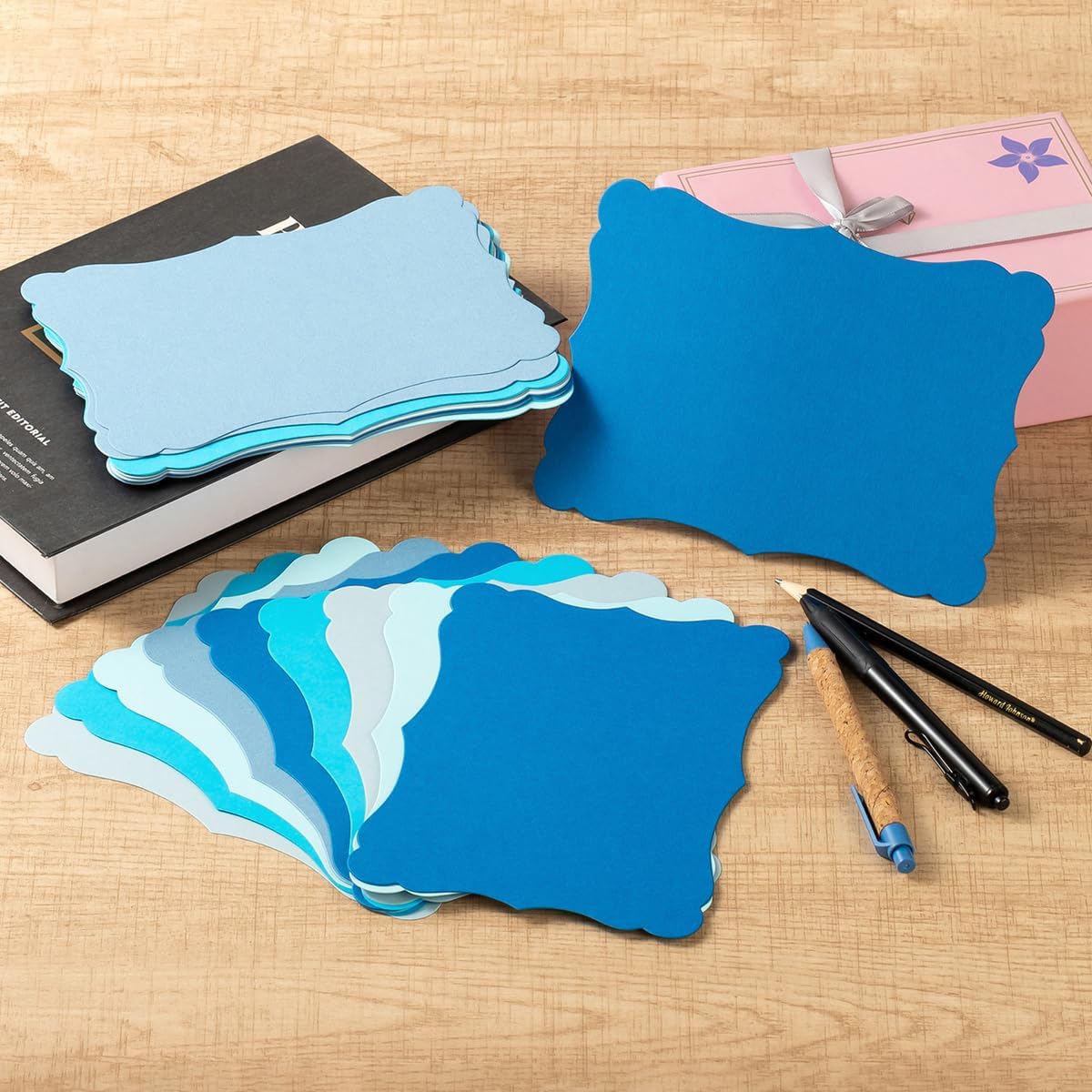 50 Pack Blank Kraft Cards Cardstock Thick Paper Brown Greeting Cards for DIY Gift Card Menus, Baby Shower and Wedding Invitations (Blue, 5 Colors, 4x6IN)