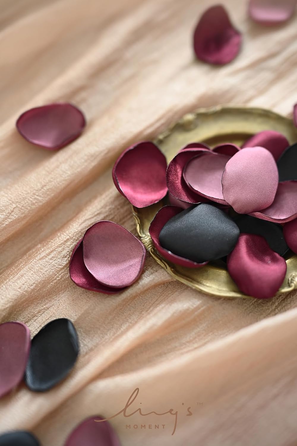 Ling's Moment Rose Petals, Silk Flower Petals for Wedding/Aisle/Flower Girl Baskets/Table Centerpiece Décor,etc.Black Burgundy 200pcs
