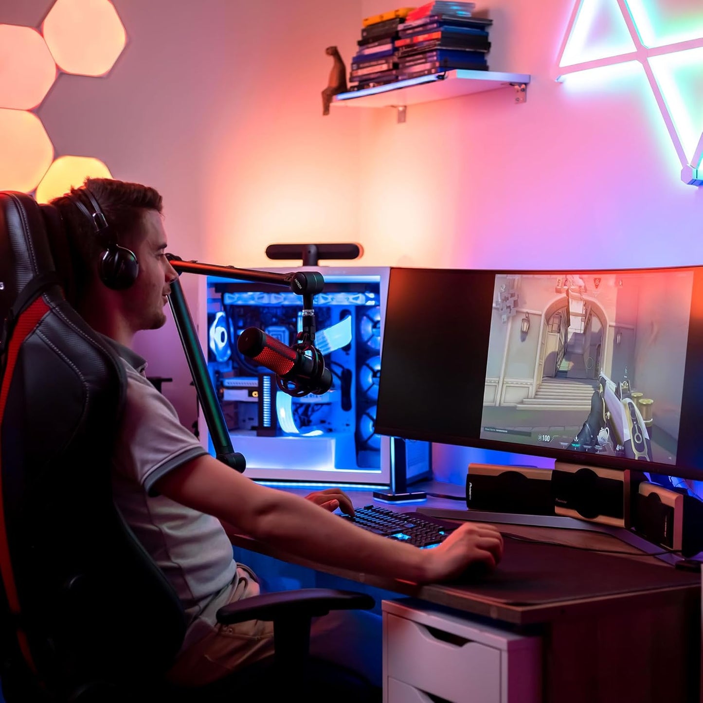 IXTECH Microphone Boom Arm with Desk Mount, 360° Rotatable, Adjustable and Foldable Scissor Mounting for Podcast, Video Gaming, Radio and Studio Audio, Sturdy and Universal - Elegance Model