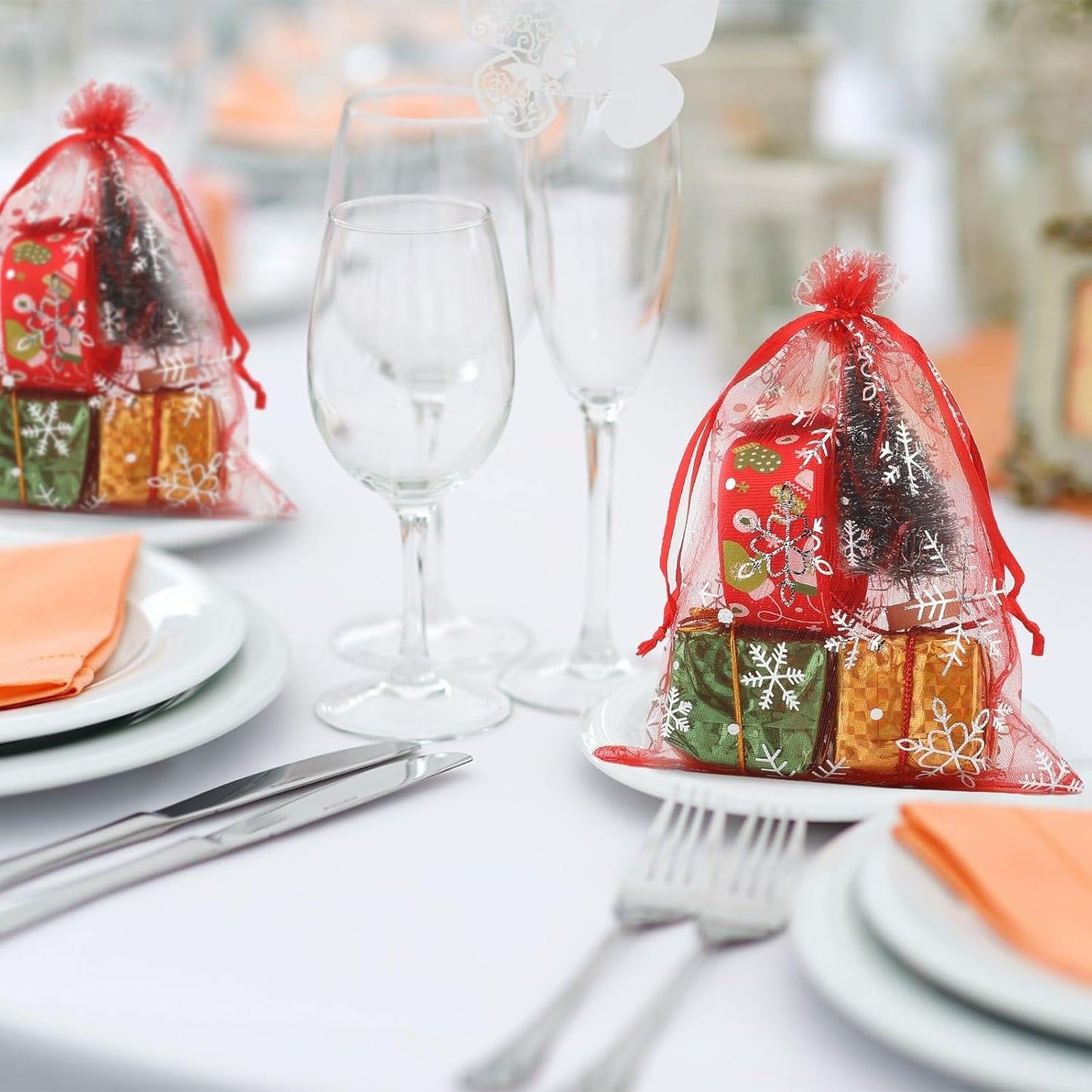 jijAcraft 5x7 Inch Christmas Organza Bags - 50Pcs Red Snowflake Gift Bags with Drawstring, Xmas Party Favor Sheer Mesh Pouches for Winter Gift, Candy, Jewelry Bag