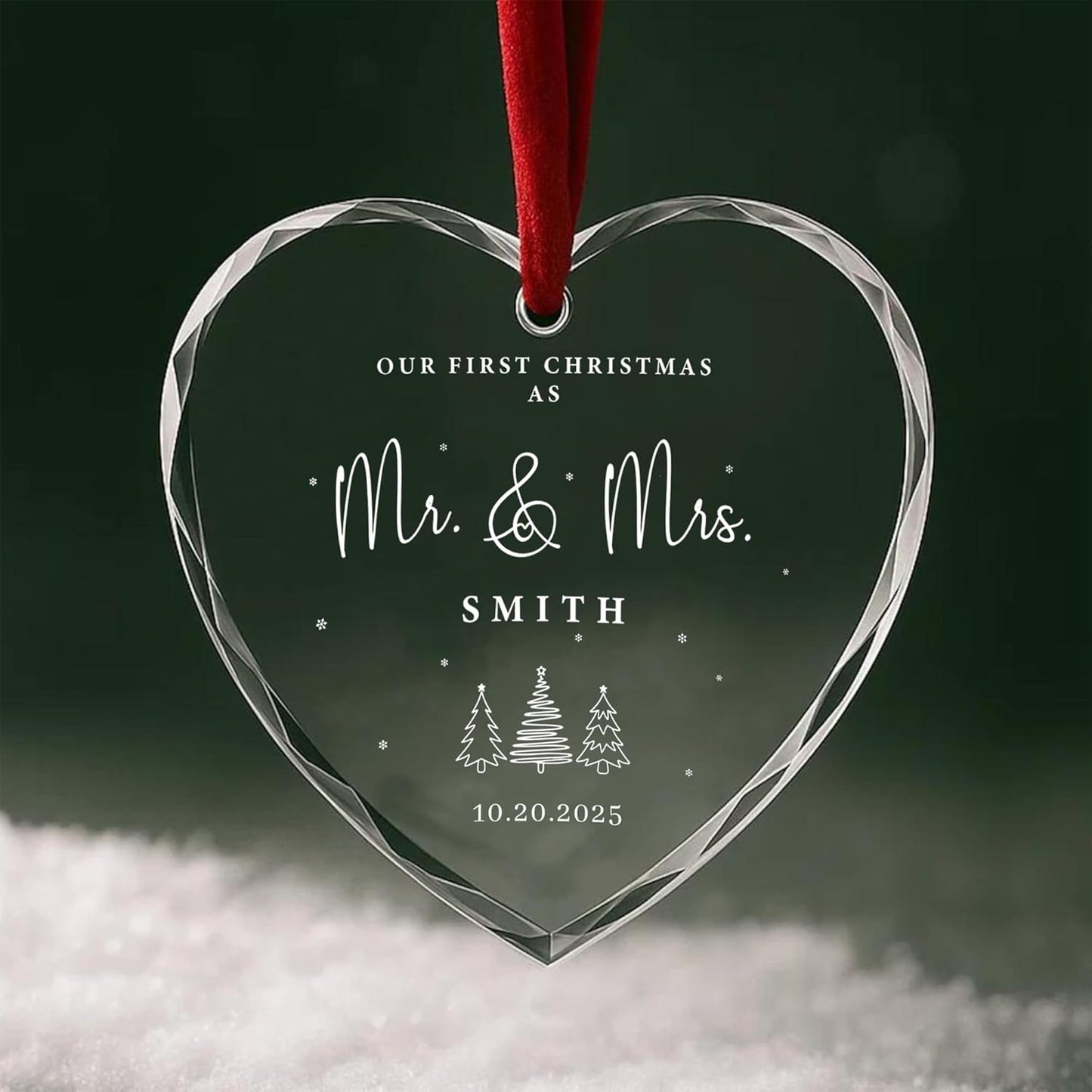 Personalized Glass Ornament 2025 for Married Couples with Name, Custom Wedding Keepsake Gift for Newlyweds, Anniversary or Christmas Décor, Mr and Mrs Ornament A1