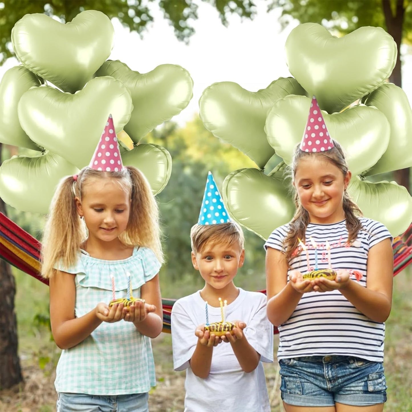 24 Inch Green Heart Balloons, Pastel Heart Shaped Foil Balloons, Light Green Helium Balloon for Valentines Day Bridal Shower Anniversary Wedding Birthday Party Decorations