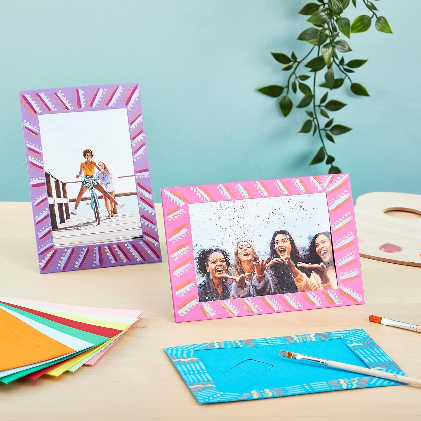 Juvale Cardstock Picture Frames - 4x6 in, Multicolor, 50 Pack - Paper Photo Frames for DIY & Classroom Crafts