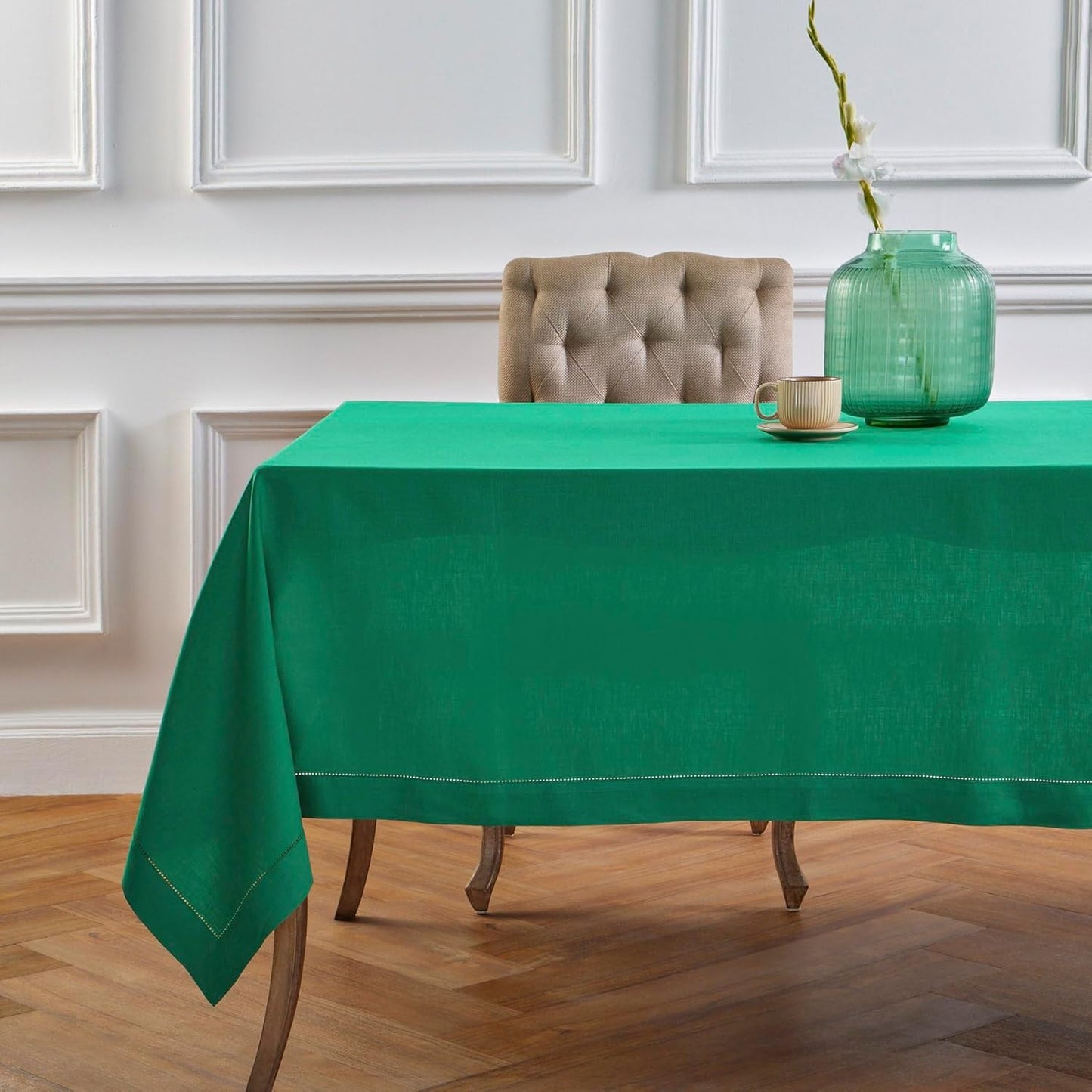 Solino Home Linen Tablecloth 60 x 120 Inch - Classic Hemstitch 100% Pure Linen Emerald Green Table Cloth for Rectangle Tables - Machine Washable Tablecloth for Christmas