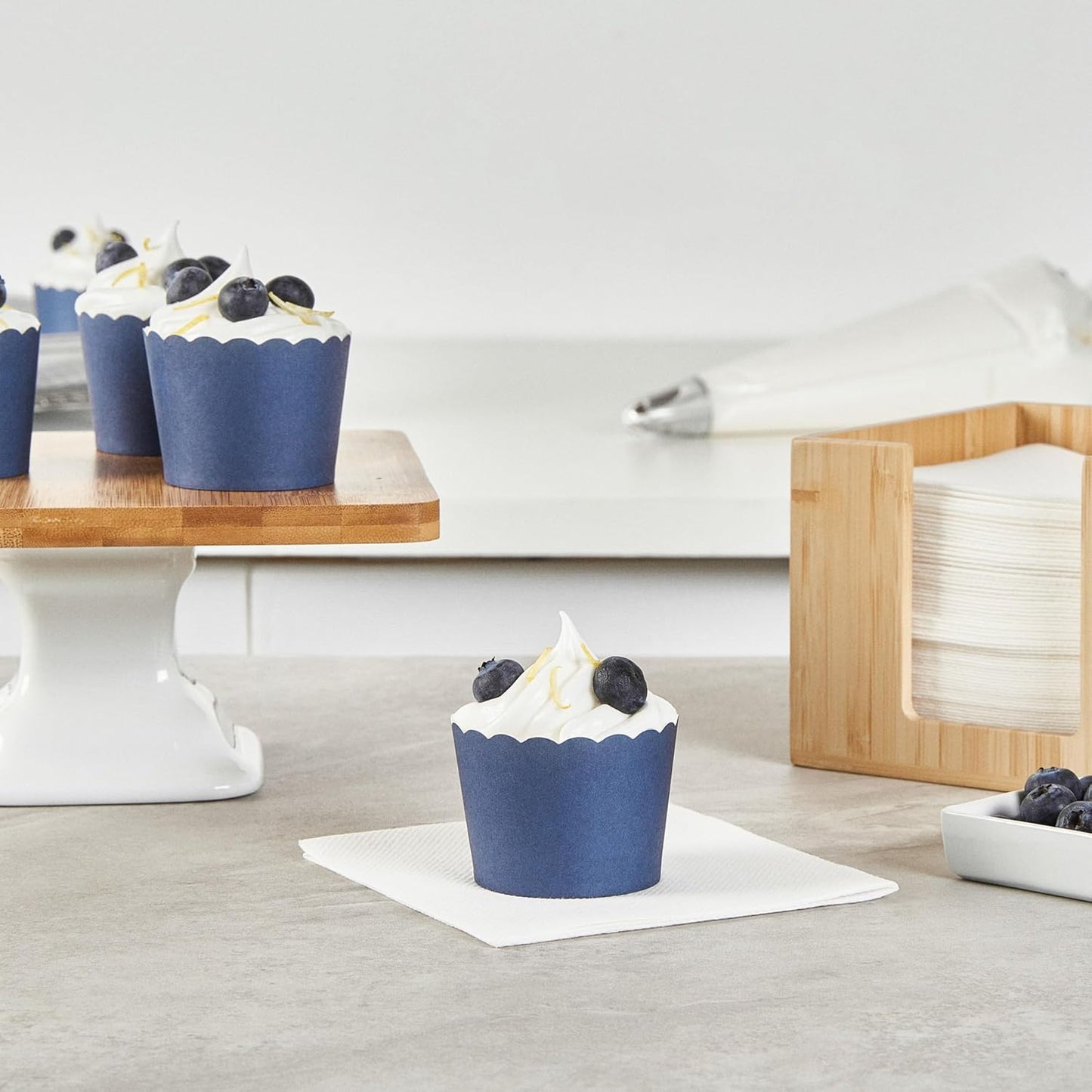 Panificio 3 Ounce Cupcake Wrappers, 200 Scalloped Baking Cups - Oven-Ready, Greaseproof, Midnight Blue Paper Cupcake Liners, Disposable, For Birthdays, Baby Showers, Or Weddings - Restaurantware