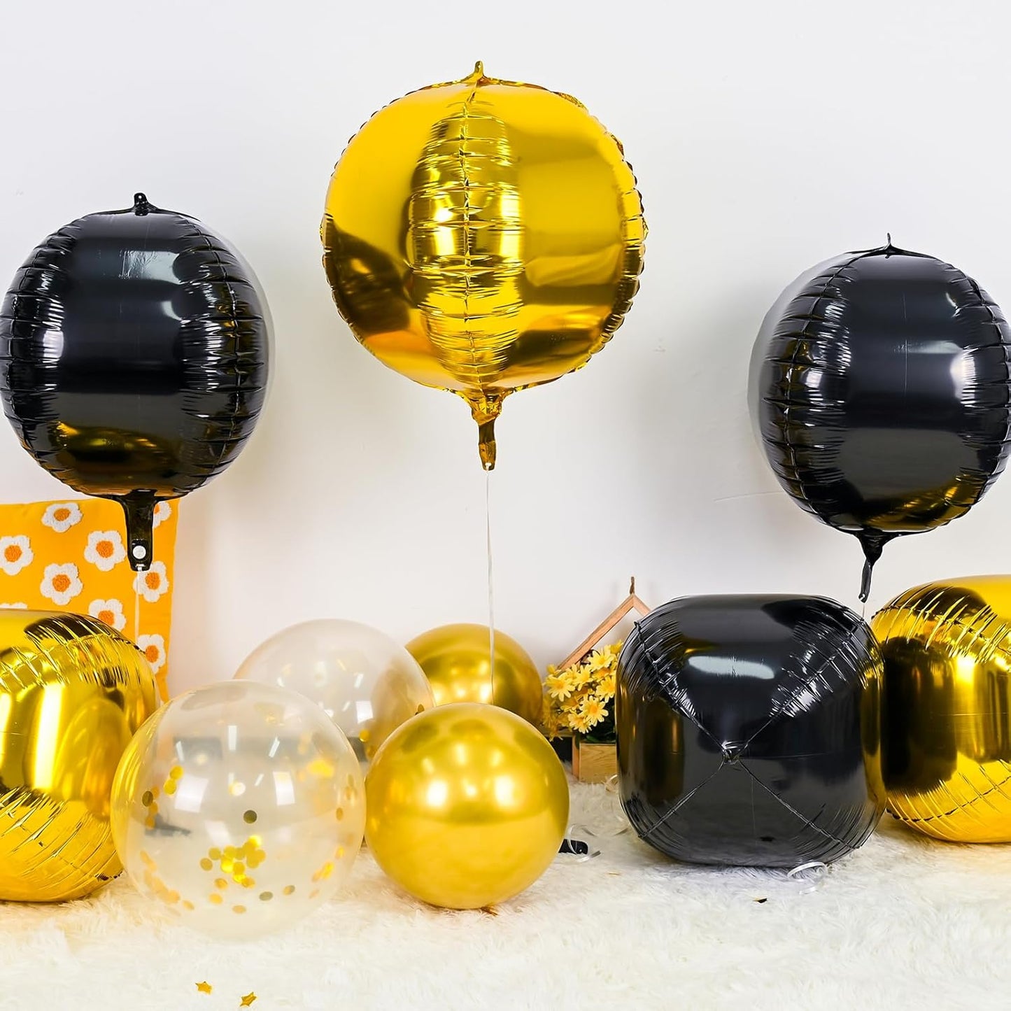 6Pcs Black Gold Round Foil Balloons,Giant 4D Round Ball Balloons,22 Inch Metallic Black Gold Balloon for Birthday Wedding Graduation Prom Party Decorations