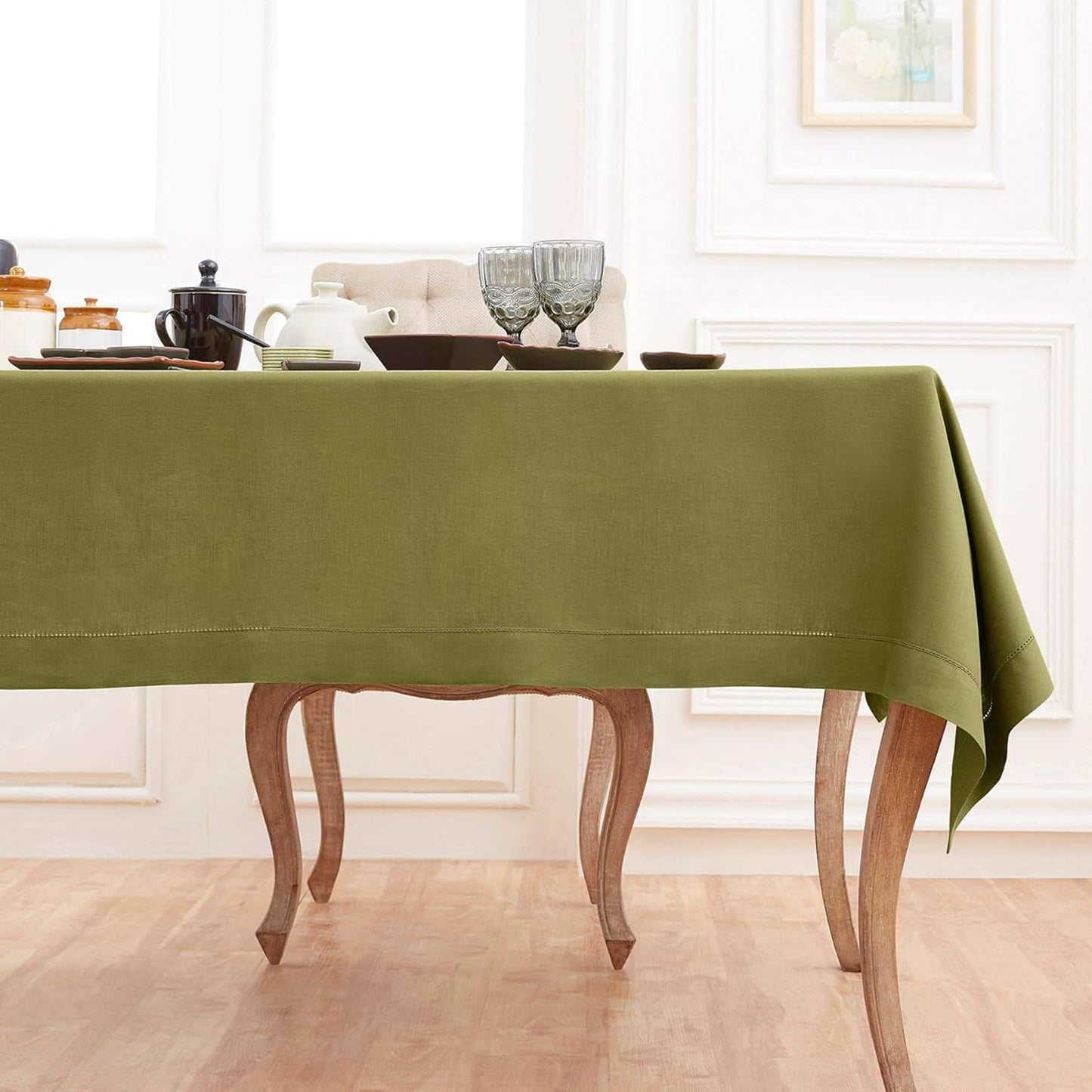 Solino Home Linen Avocado Green Tablecloth 60 x 108 Inch - Classic Hemstitch, 100% Pure Linen Rectangular Tablecloth - Machine Washable Table Cloth for Fall, Autumn, Thanksgiving