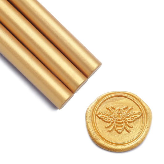 UNIQOOO Mailable Glue Gun Sealing Wax Sticks for Wax Seal Stamp - Metallic Gold, Great for Cards, Wedding Invitations, Envelopes, Snail Mails, Wine Packages, Gift Ideas, Events, Pack of 8