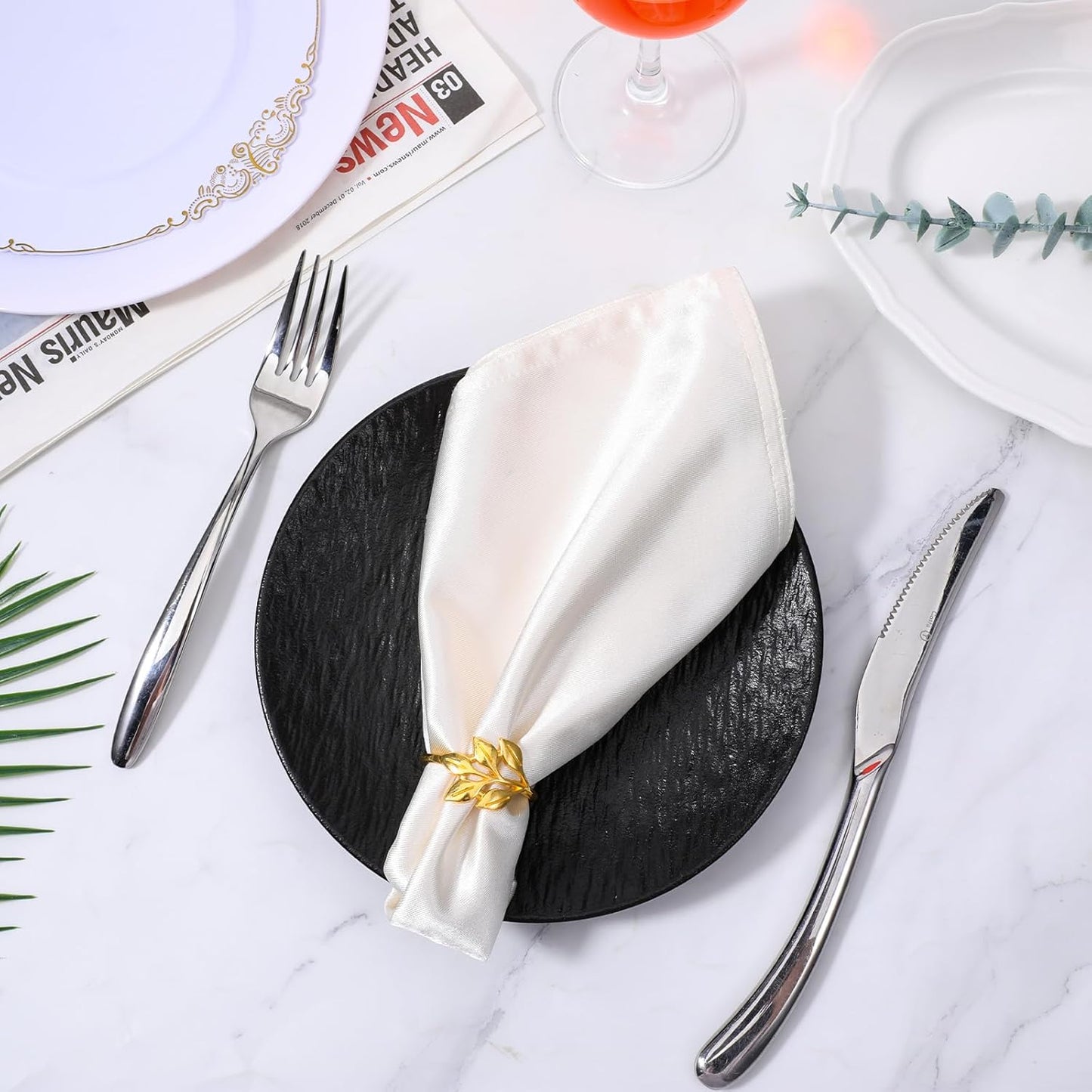 Leaf Napkin Rings Set of 50 Metal Gold Napkin Holder Stylish Fall Napkins Ring Bulk Handicraft Flower Napkins Rings for Family Dinner Wedding Birthday Christmas Thanksgiving Elegant Table Setting-Gold