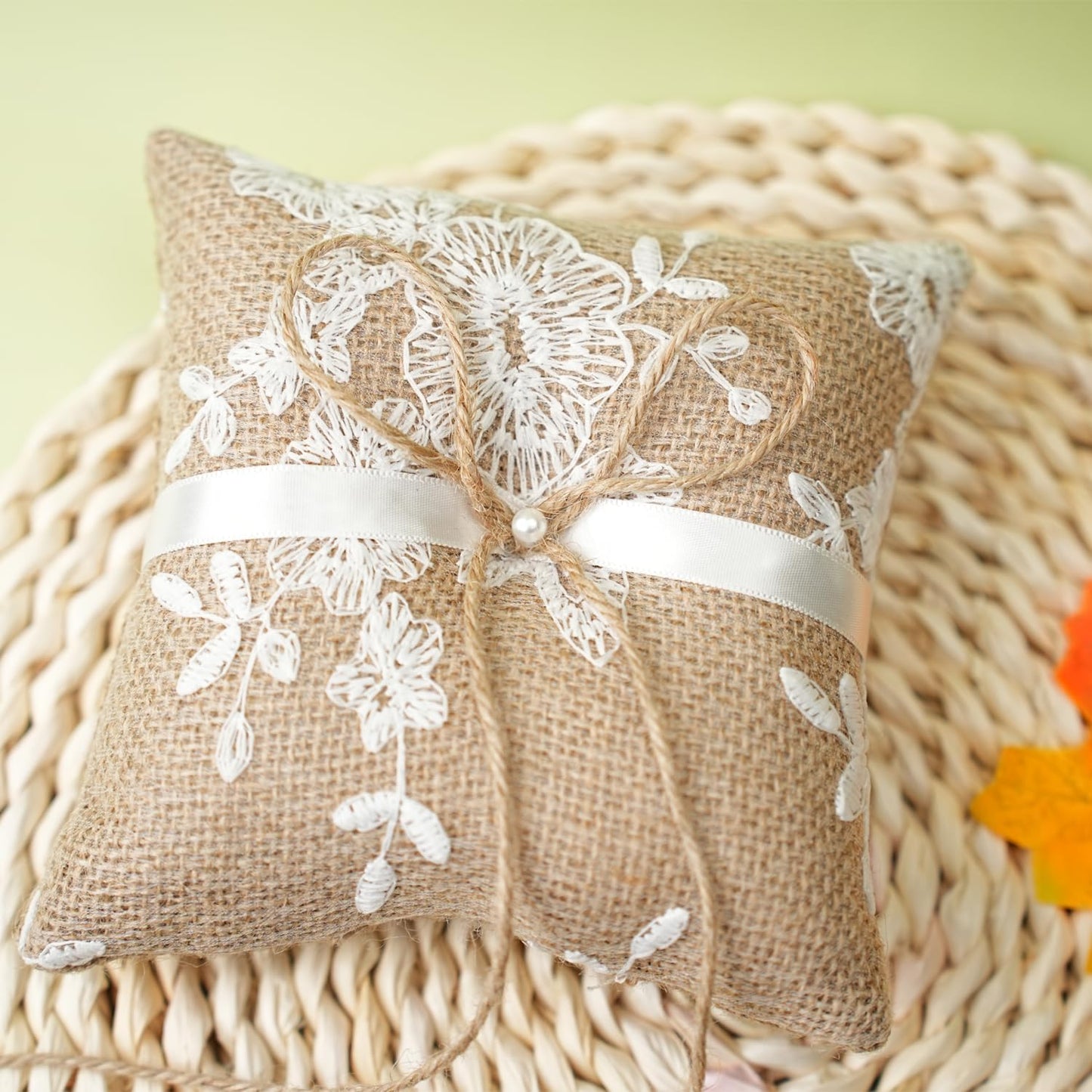 QIRMIZI Vintage Rustic Burlap Ring Bearer Pillow - Elegant Fall Wedding Décor with Lace, Bow, and Embroidered Flower Ribbon