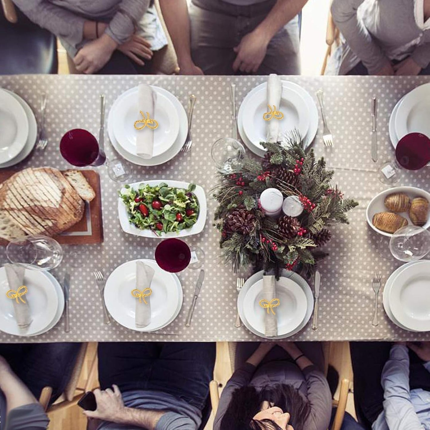 Pack of 50 Napkin Rings Alloy Hollow Out Flower Napkin Holder Dinning Table Napkin Ring for Dinner Parties Wedding Banquet Table Setting Family Gatherings Table Decor（Gold，50）