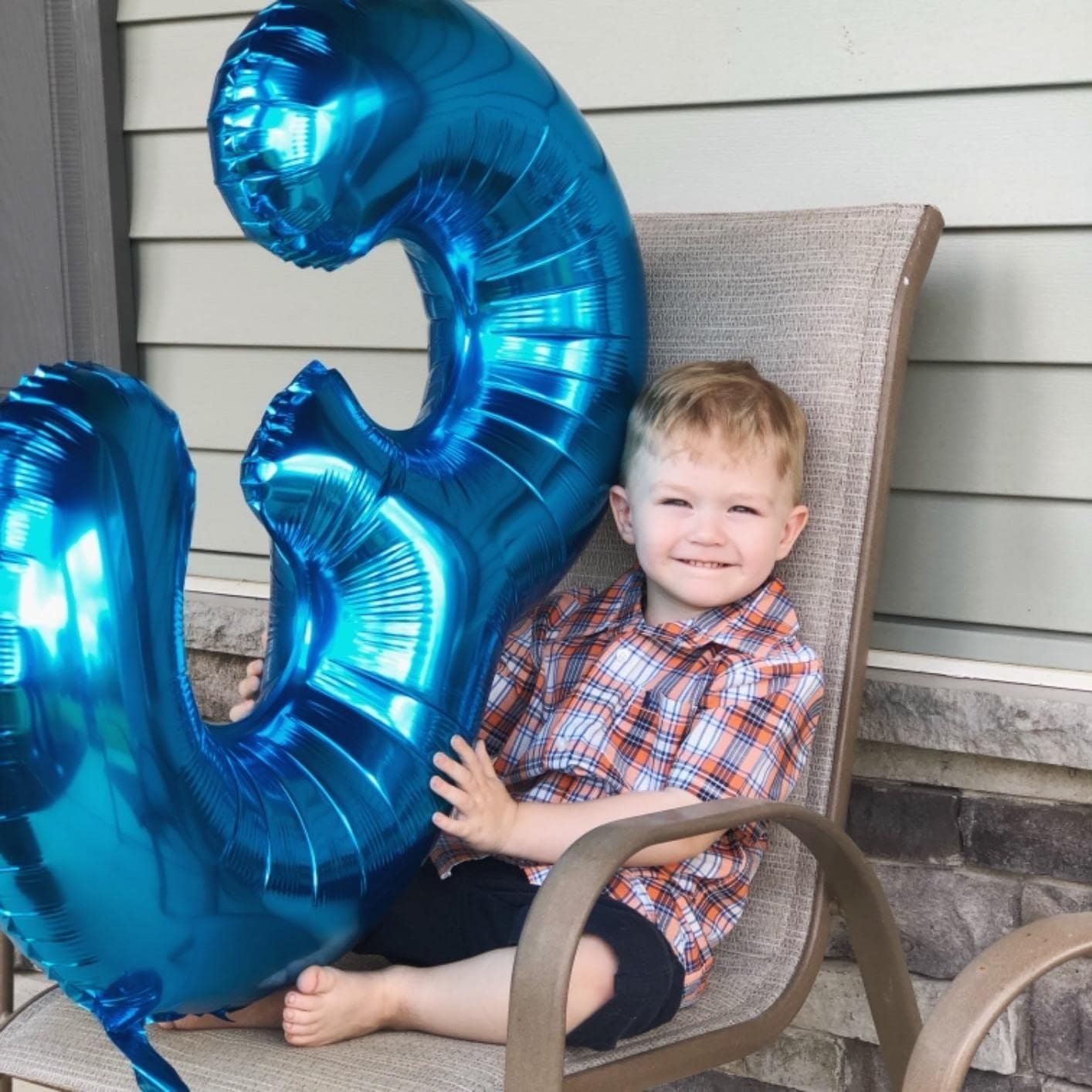 40 Inch Blue Large Numbers Balloons 0-9, Self Inflating Foil Number 6 Helium Balloons for 6th Boys, Big Digit 6 Balloons for Men 16th 60th Birthday Party Anniversary Graduation Supplies Decorations