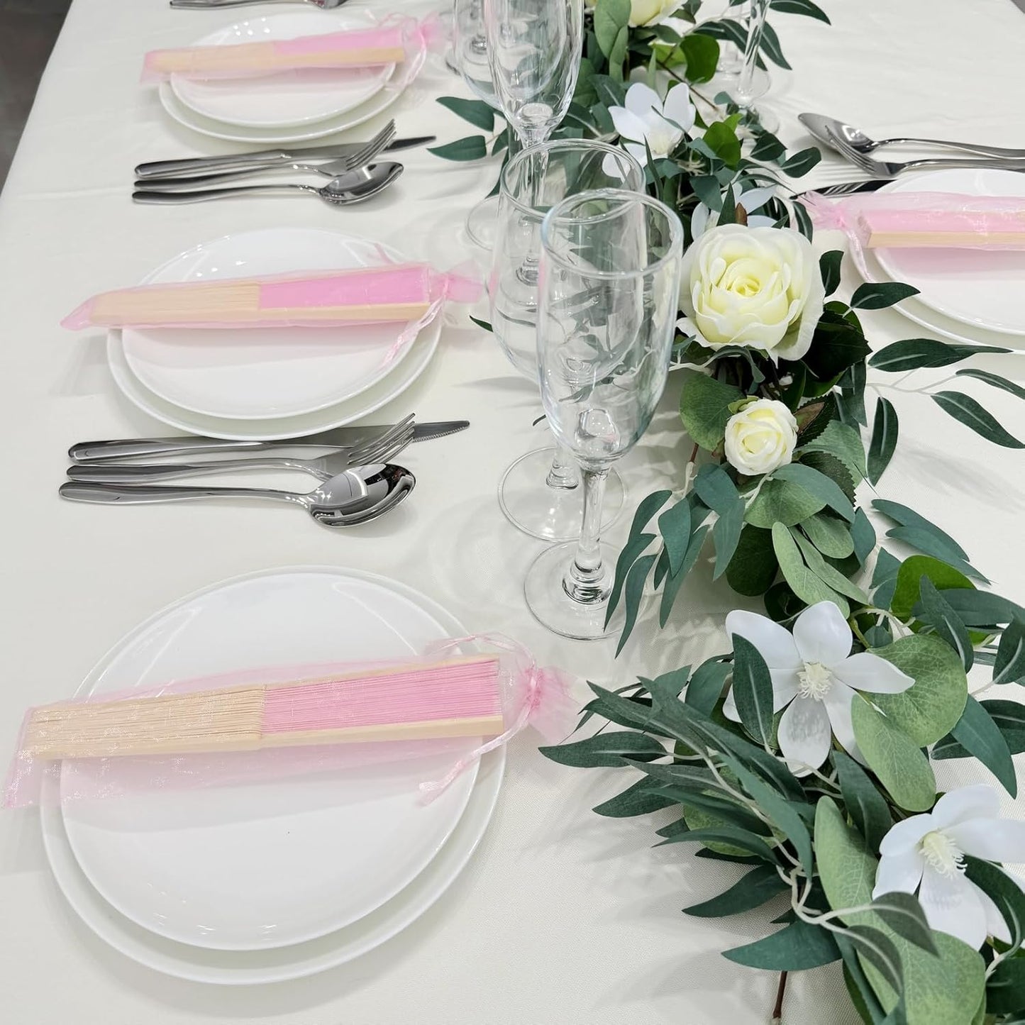 24pcs Imitated Silk Hand Fan Imitated Silk Fabric Bamboo Handheld Folded Fan Bridal Dancing Props Church Wedding Party Favors with Organza Bags (Pink)