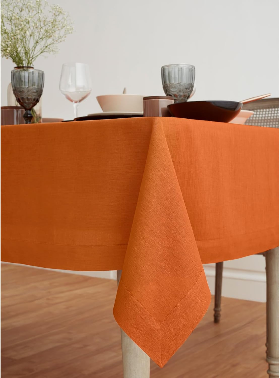 Solino Home Linen Tablecloth 60 x 90 Inch - 100% Pure Linen Pumpkin Table Cloth for Rectangle Tables - Fete, Machine Washable Tablecloth for Fall, Autumn, Halloween, Thanksgiving, Holiday