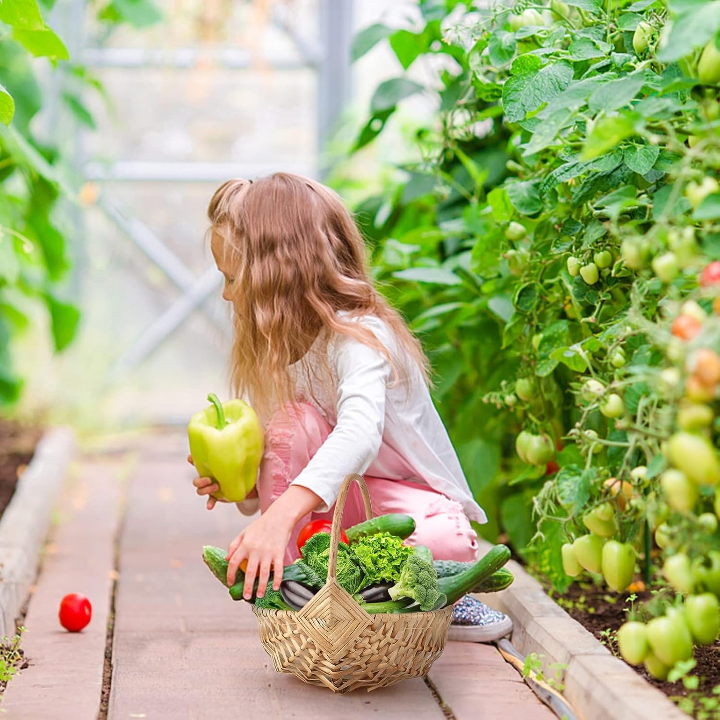 DULRLLY 2 Pcs Handwoven Flower Basket with Handle, Willow Storage Basket Empty Wicker Picnic Basket with Plastic Insert, Easter Basket Wedding Flower Girl Baskets for Home Party Decor (S)