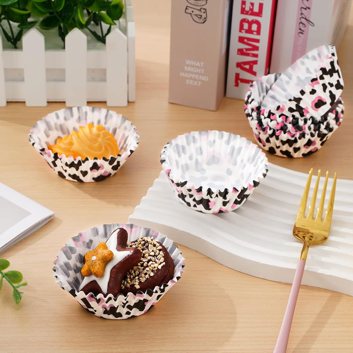 Waline 300 Pcs Cow Print Cupcake Liners - 2x1.2 Inch Cow Animal Baking Cups Holders for Baby Shower, Birthday, Wedding Party