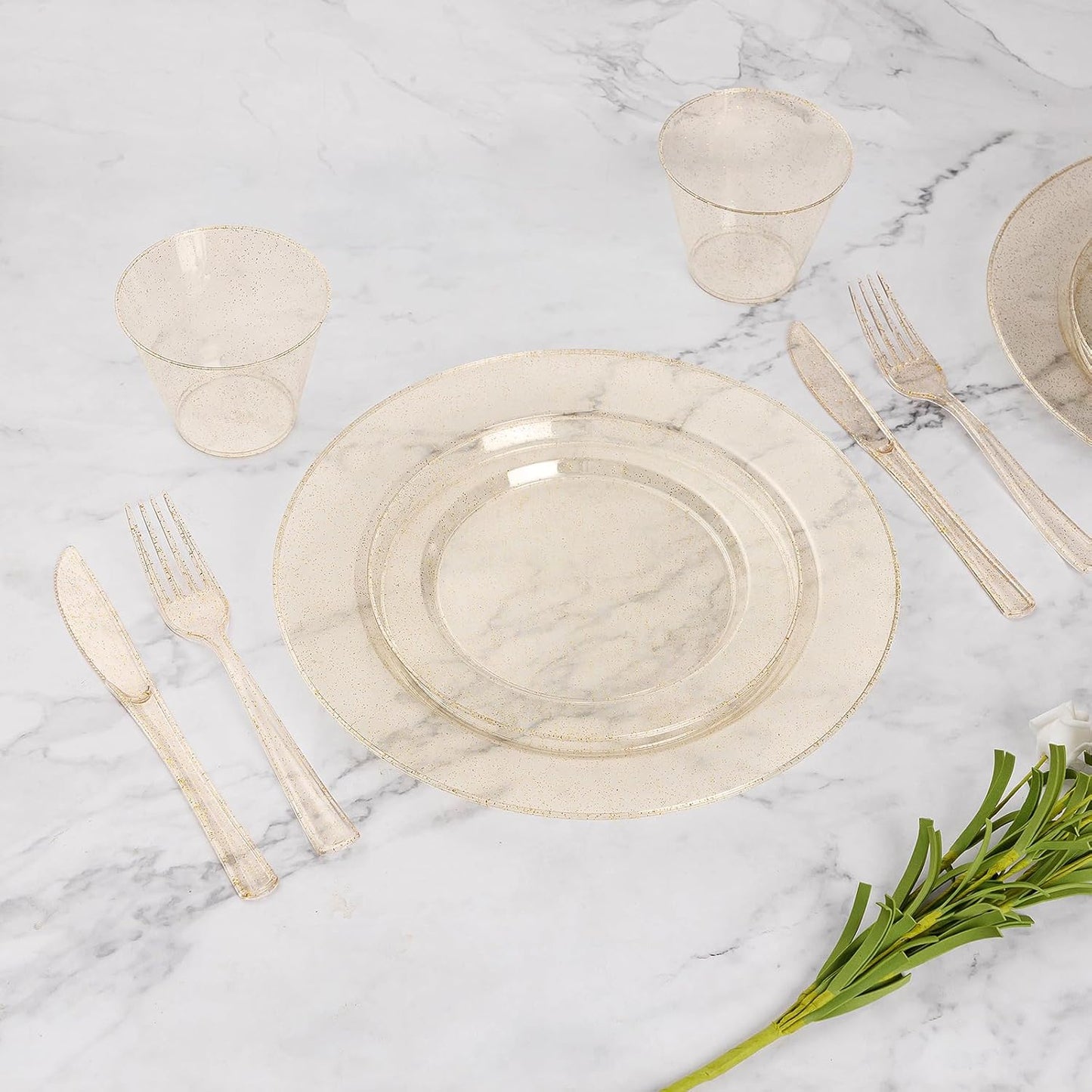 Goodluck 700 Piece Gold Glitter Plastic Dinnerware Set for 100 Guests, Disposable Plates for Party, Include: 100 Dinner Plates, 100 Dessert Plates, 100 Pre Rolled Napkins with Silverware, 100 Cups