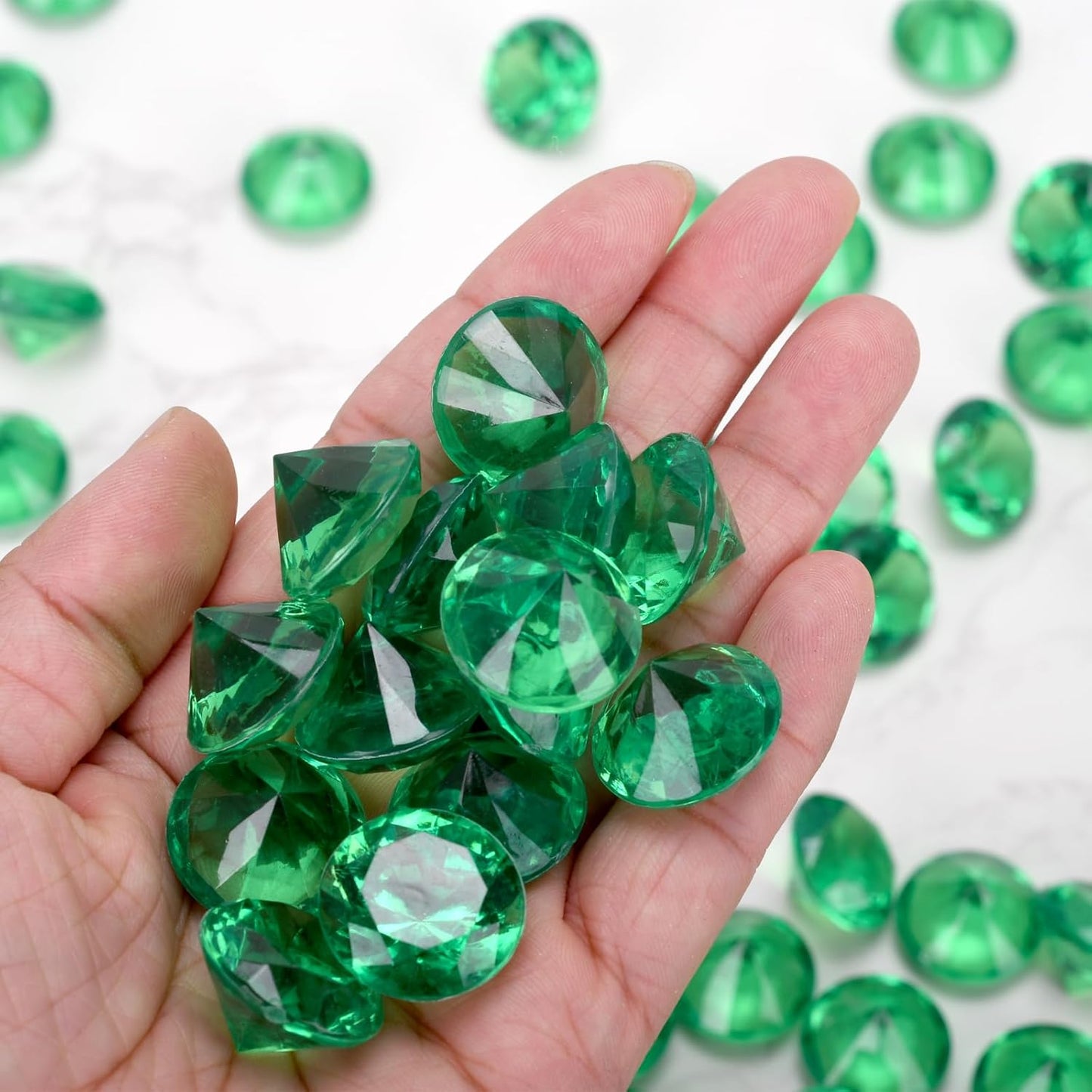 Fake Diamond Christmas Decoration, 280 pcs 20 mm Acrylic Diamond for Table Scatters Vase Fillers Green